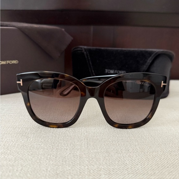 Tom Ford Havana Black Sunglasses - Picture 7 of 13